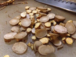 burdock root sliced