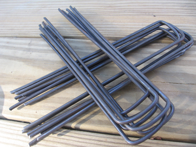 Row Cover Staples, 1" x 6" "U" shaped, 20 SUPPLY Row Cover Staples, 1" x 6" "U" shaped, 20 SUPPLY